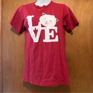Vintage Graphic Cat Love T-Shirt